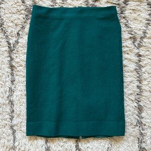Size 4 J. crew lined green 100% wool no. 2 pencil skirt